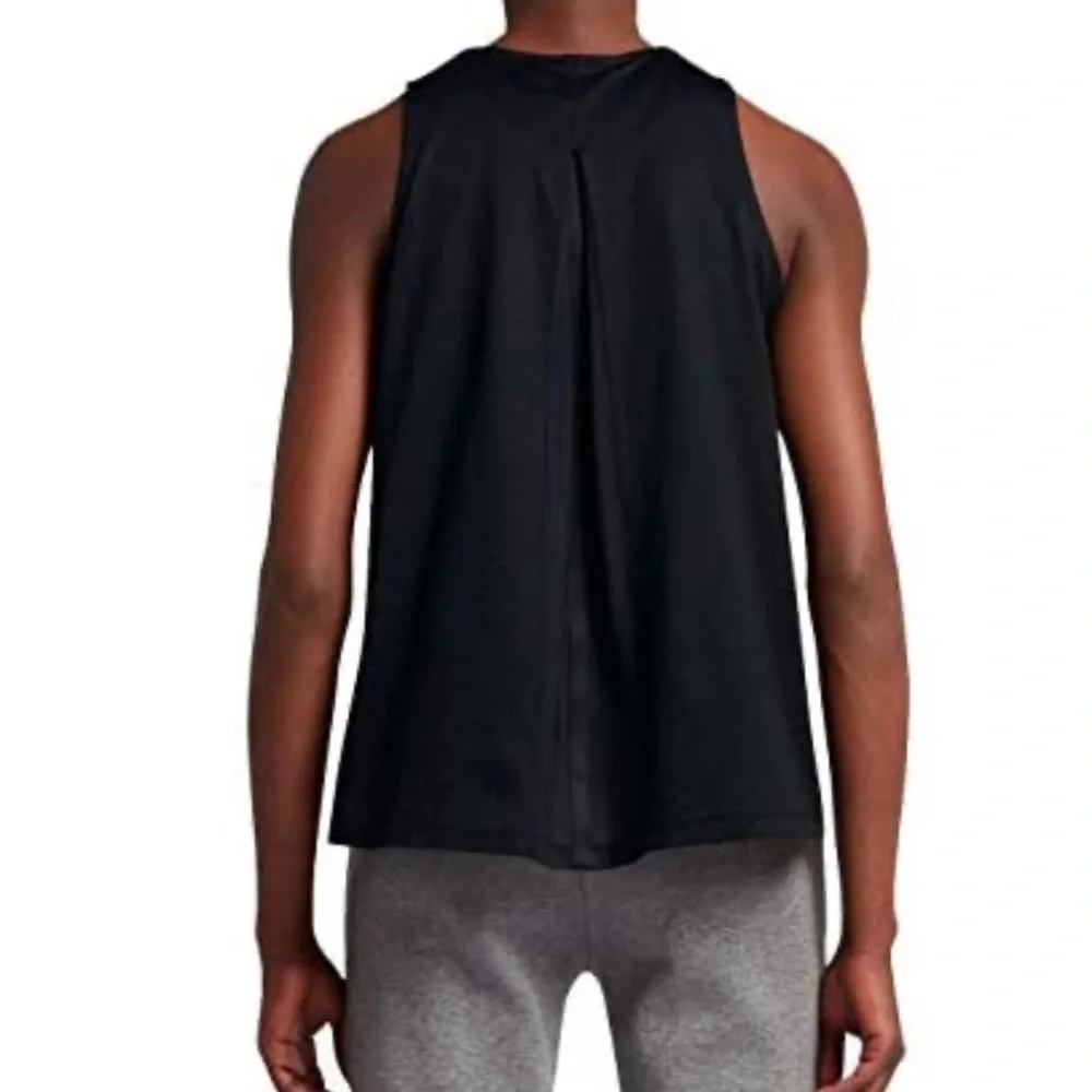 Nike women sport top